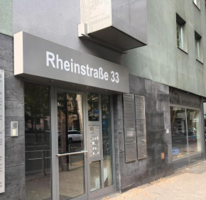 Rheinstraße 33